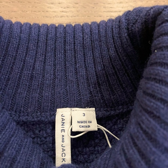 Janie and Jack Navy sweater. Size 3T - Picture 3 of 3